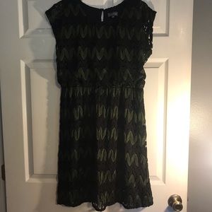 Luxology hunter green sleeveless dress.